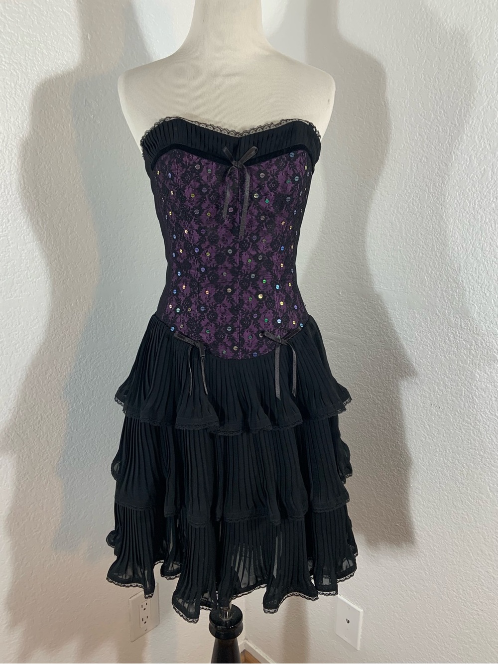 Betsy Johnson Women’s Strapless Purple Corset Lace & Black Tiered Ruffle Dress